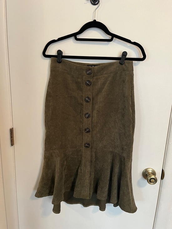 Lulus Dresses & Skirts - Lulu's Olive Green Button-Front Corduroy Flounce Skirt